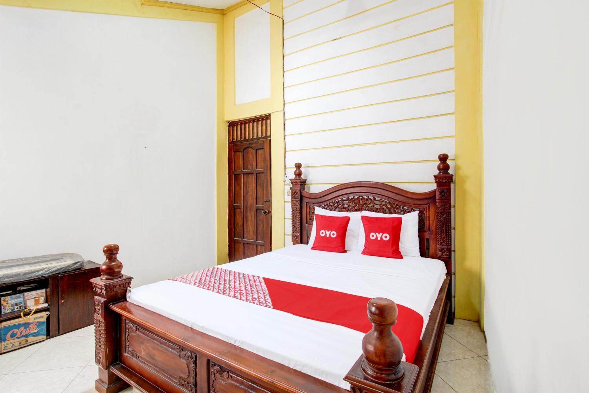 Hotel Oyo 94000 Omah Citra Genia